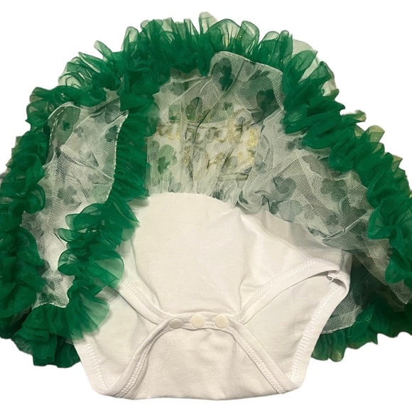 “My 1st St. Patrick’s day” Bebiullo Baby Girl St. Patricks Day one piece 3-6 mo - Picture 5 of 7